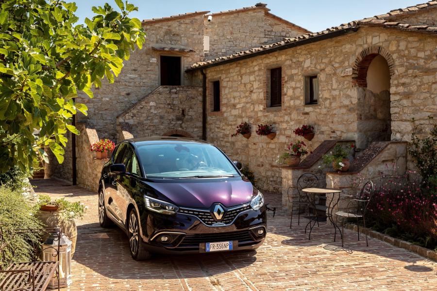  Renault Scenic Initiale Paris (J9) 2017 года  (WW) (фото 16 из 30)